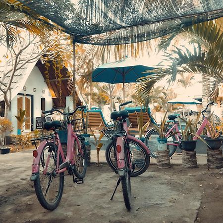 Balengku Homestay กิลิไอร์ ภายนอก รูปภาพ