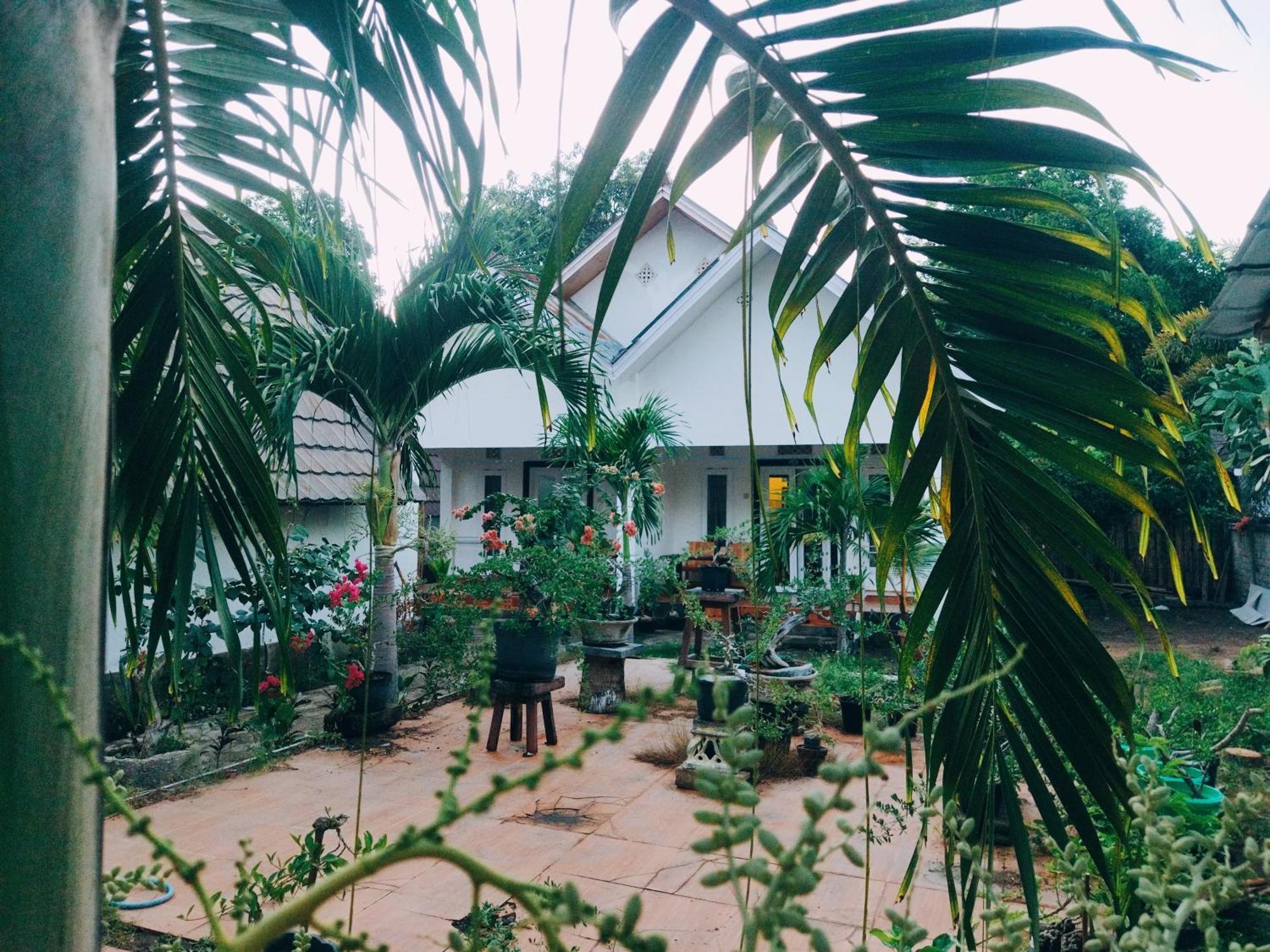 Balengku Homestay กิลิไอร์ ภายนอก รูปภาพ