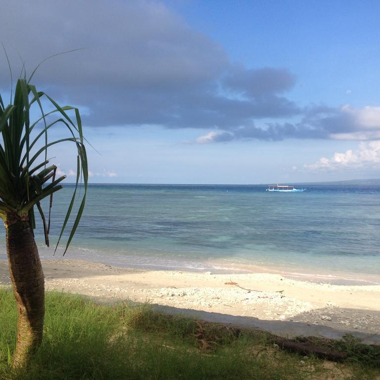 Balengku Homestay กิลิไอร์ ภายนอก รูปภาพ