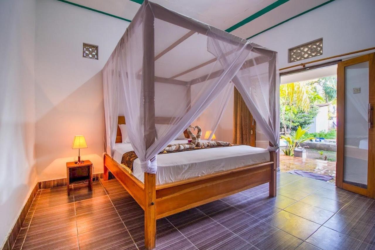Balengku Homestay กิลิไอร์ ภายนอก รูปภาพ