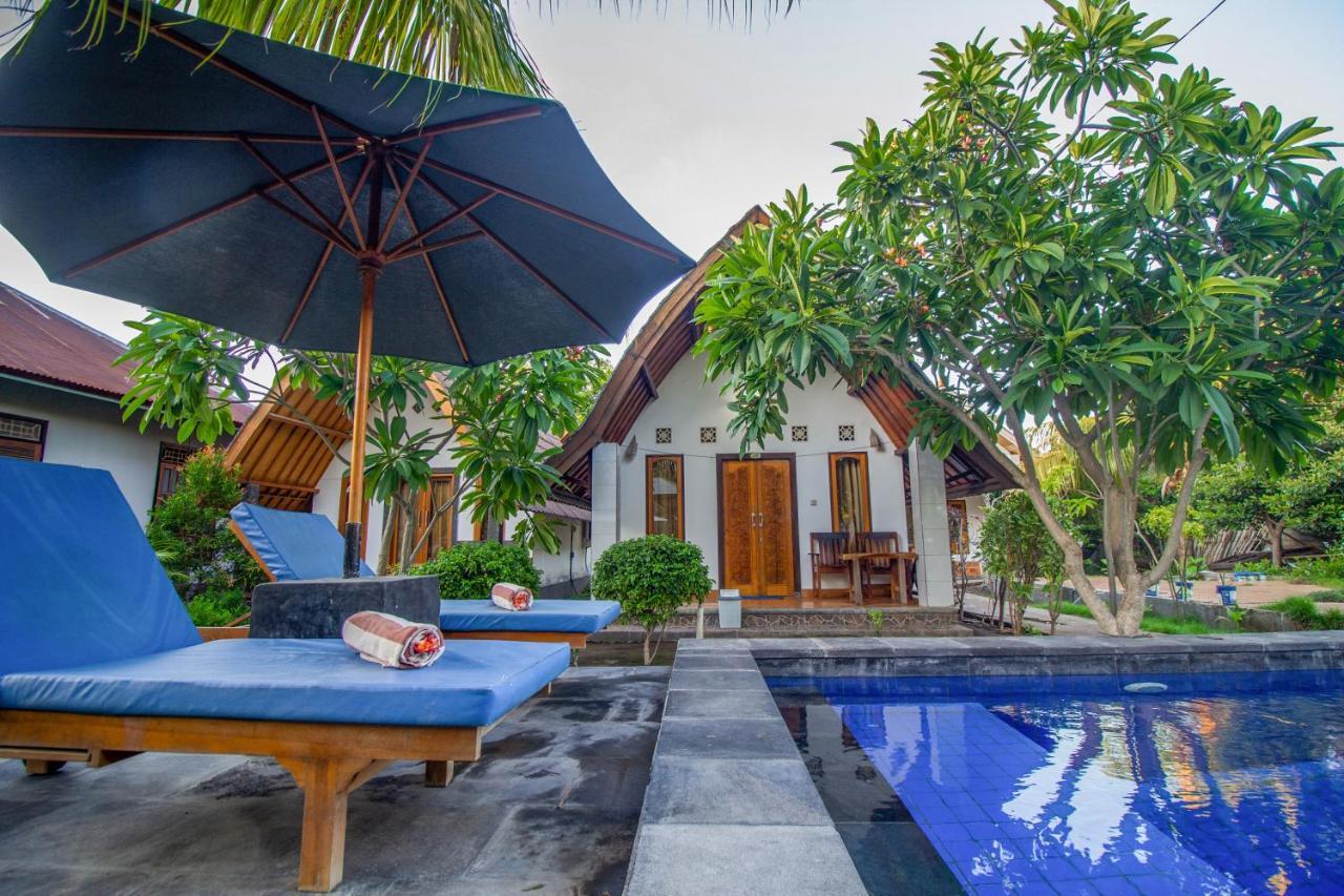 Balengku Homestay กิลิไอร์ ภายนอก รูปภาพ