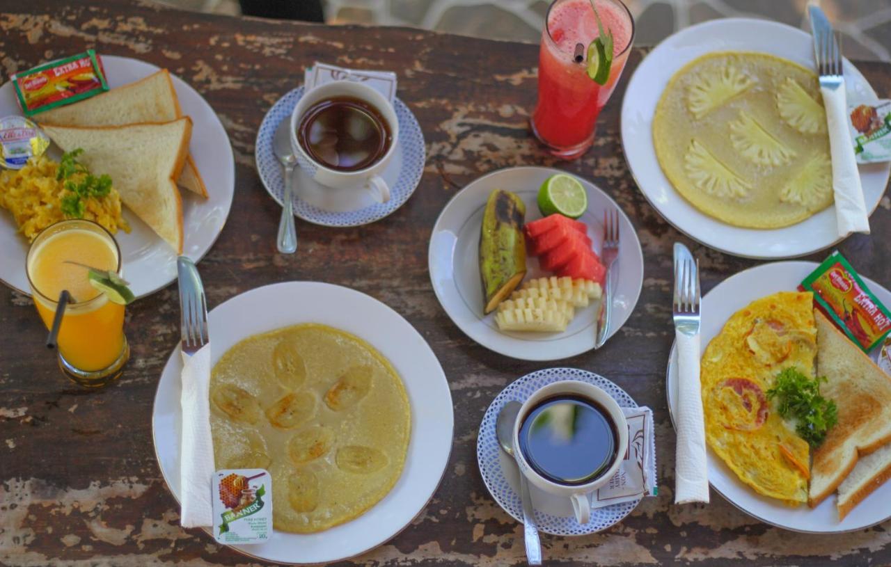 Balengku Homestay กิลิไอร์ ภายนอก รูปภาพ